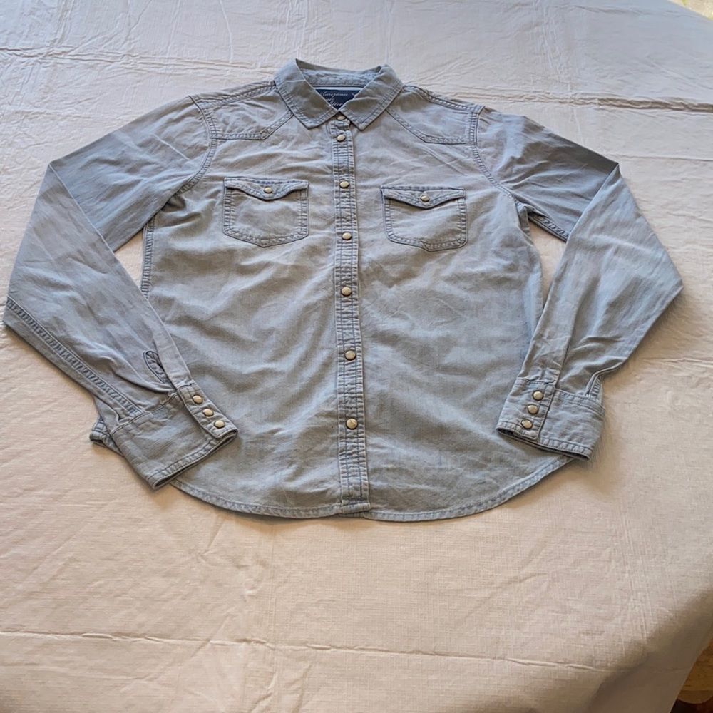 American Eagle Denim Button Down Top